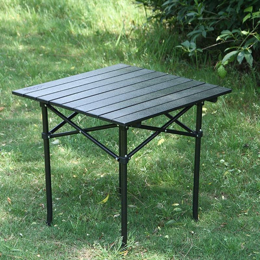 Petite Table d'Extérieur : Pratique et Élégante pour Vos Moments en Plein Air