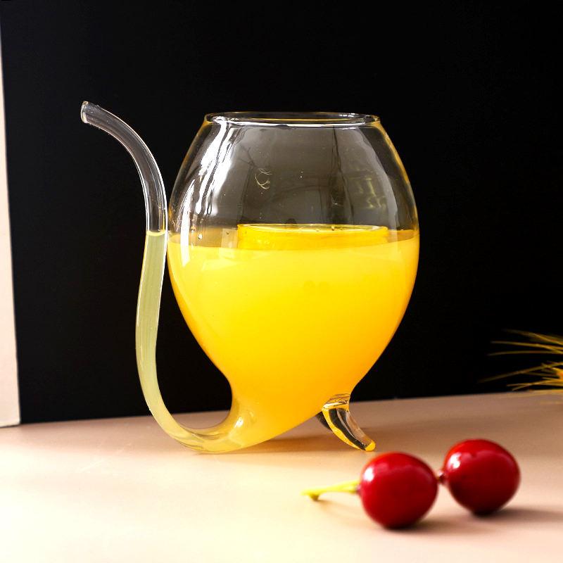 Verre avec Paille Intégrée : Savourez vos Boissons Préférées avec Style