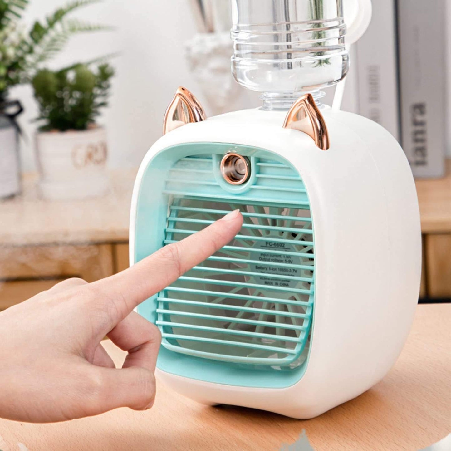 Mini Climatiseur Portable avec Réservoir d'Eau Remplaçable